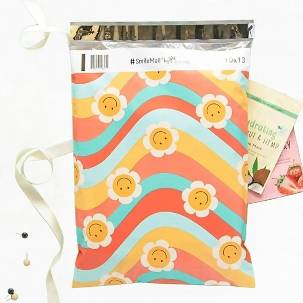Poly mailers 35 poly mailers Mixed sizes stickers